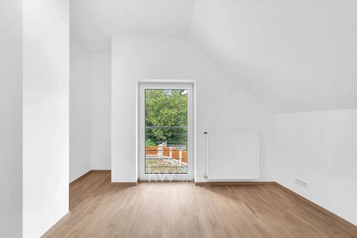 Prodej rodinného domu, Vykáň, 214 m2