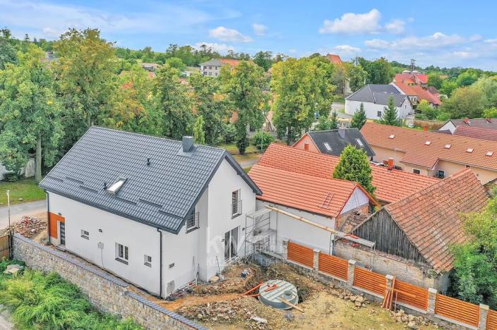 Prodej rodinného domu, Vykáň, 214 m2