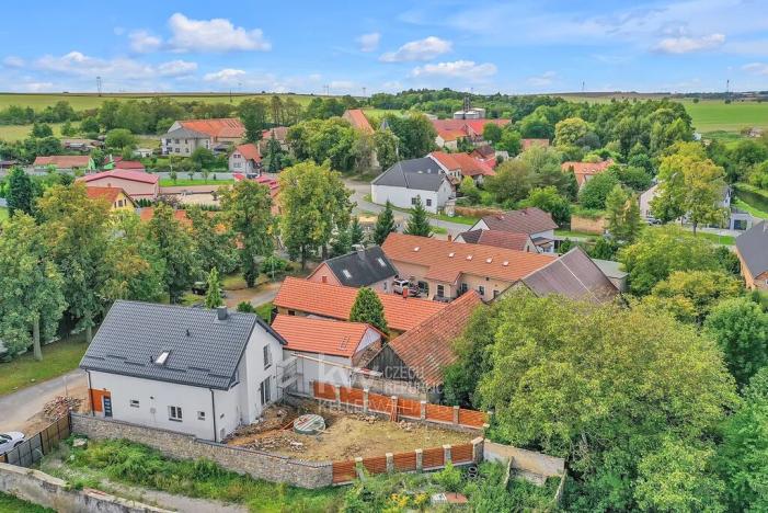 Prodej rodinného domu, Vykáň, 214 m2