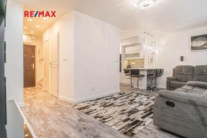 Pronájem bytu 3+kk, Praha - Dejvice, Banskobystrická, 75 m2