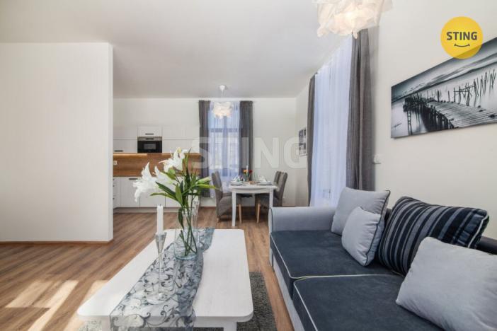 Pronájem rodinného domu, Dobrá, 106 m2