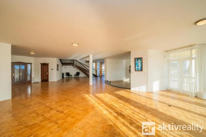 Prodej pozemku pro bydlení, Praha - Šeberov, K Hrnčířům, 2233 m2