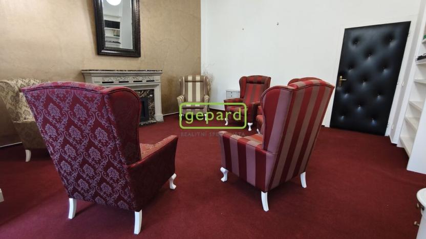 Pronájem kanceláře, Brno - Veveří, Moravské náměstí, 206 m2