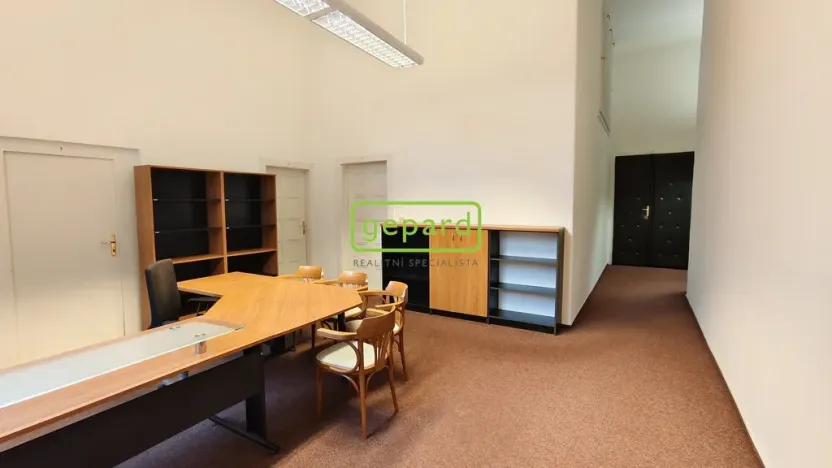 Pronájem kanceláře, Brno - Veveří, Moravské náměstí, 206 m2