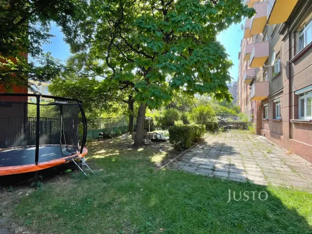 Prodej bytu 2+kk, Praha, 28. pluku, 64 m2