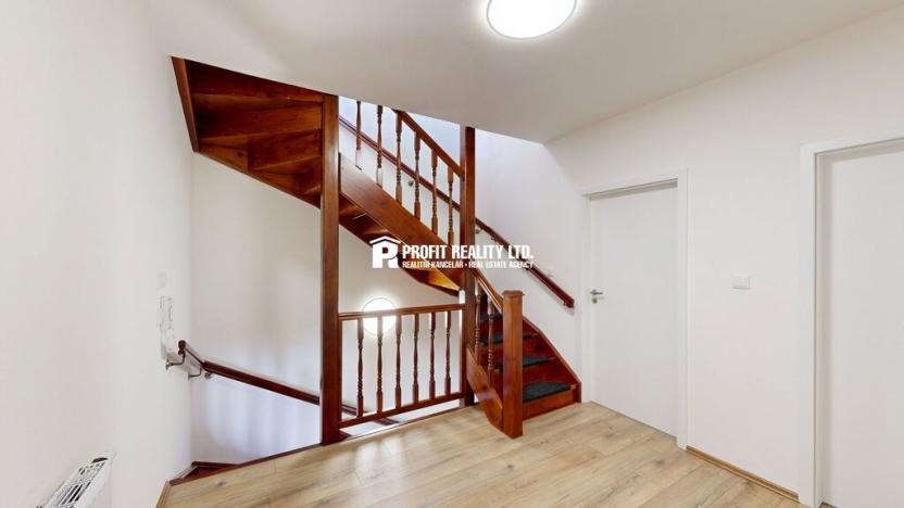 Prodej bytu 6+kk a větší, Praha - Lipence, Údolí hvězd, 213 m2