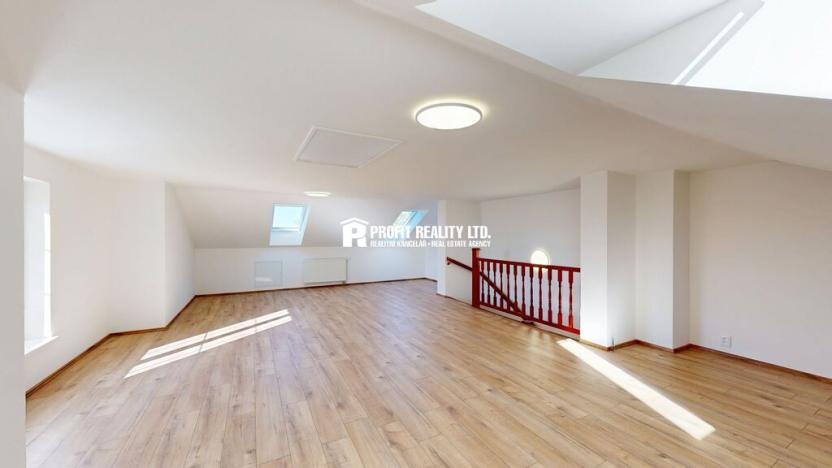 Prodej bytu 6+kk a větší, Praha - Lipence, Údolí hvězd, 213 m2