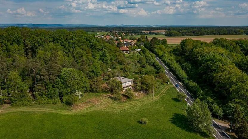 Prodej pozemku pro bydlení, Veliny, 3712 m2