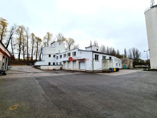 Pronájem výrobních prostor, Jičín - Valdické Předměstí, Dělnická, 1930 m2