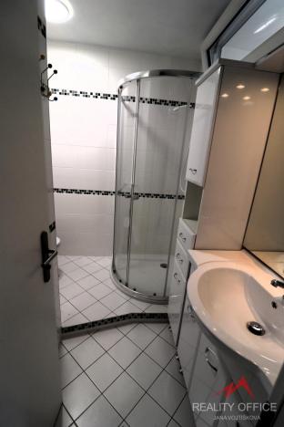 Pronájem bytu 2+1, Děčín - Děčín IX-Bynov, Na Pěšině, 50 m2