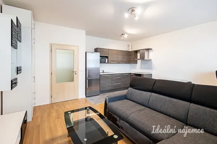 Pronájem bytu 2+kk, Praha - Kyje, Sicherova, 47 m2
