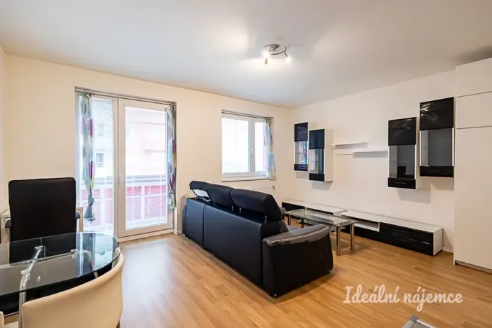 Pronájem bytu 2+kk, Praha - Kyje, Sicherova, 47 m2