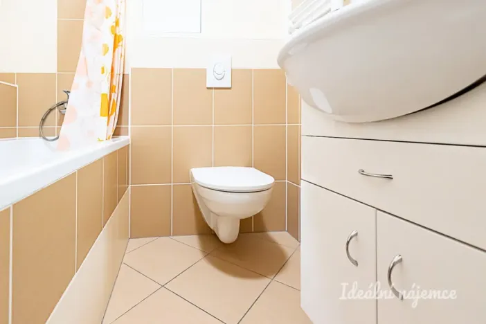 Pronájem bytu 2+kk, Praha - Kyje, Sicherova, 47 m2