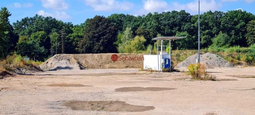 Pronájem výrobních prostor, Hradec Králové - Třebeš, V Mlejnku, 340 m2