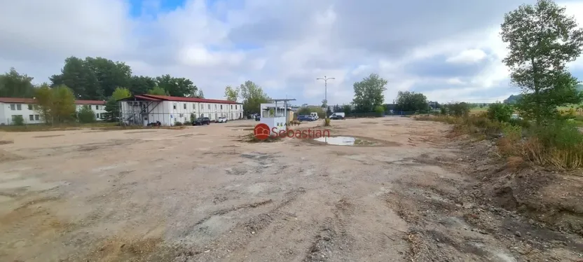 Pronájem výrobních prostor, Hradec Králové - Třebeš, V Mlejnku, 340 m2