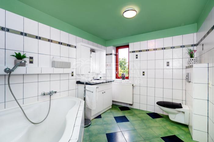 Prodej rodinného domu, Skorkov, 171 m2