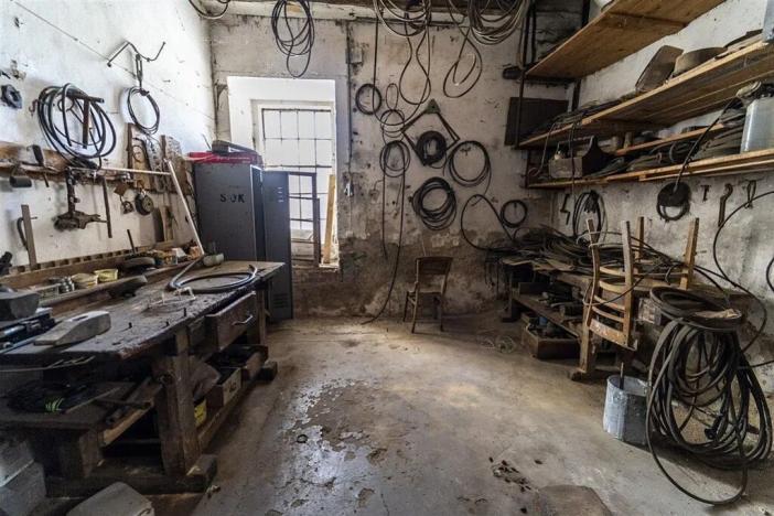 Prodej skladu, Pěčice, 3200 m2