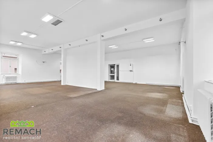 Pronájem obchodního prostoru, Uherské Hradiště, Palackého náměstí, 110 m2