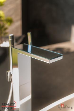 Prodej rodinného domu, Úherce, 268 m2