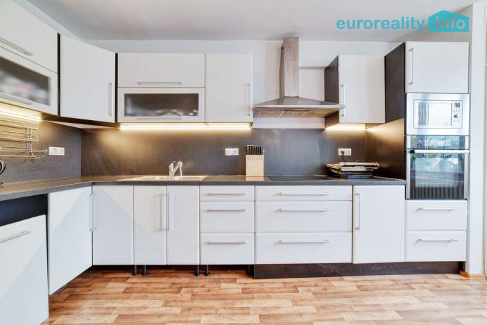 Prodej rodinného domu, Mariánské Lázně, Ladova, 221 m2