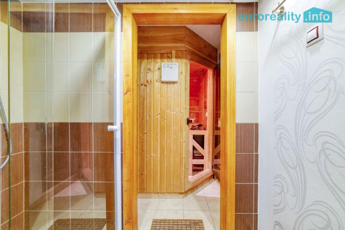 Prodej rodinného domu, Mariánské Lázně, Ladova, 221 m2