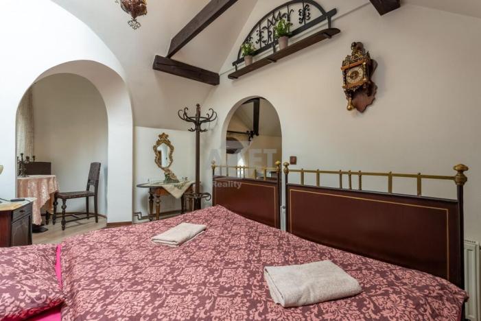 Prodej ubytování, Příbor, Švédská, 1604 m2