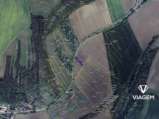 Prodej pole, Sazená, 1493 m2