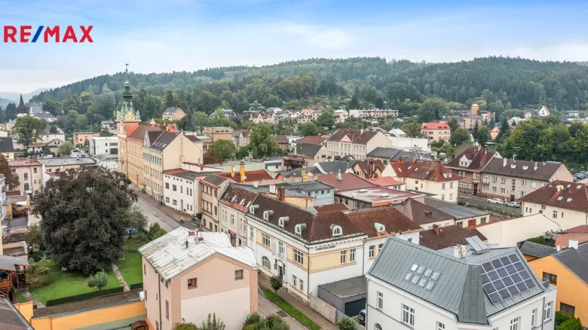 Prodej rodinného domu, Hronov, Čapkova, 400 m2