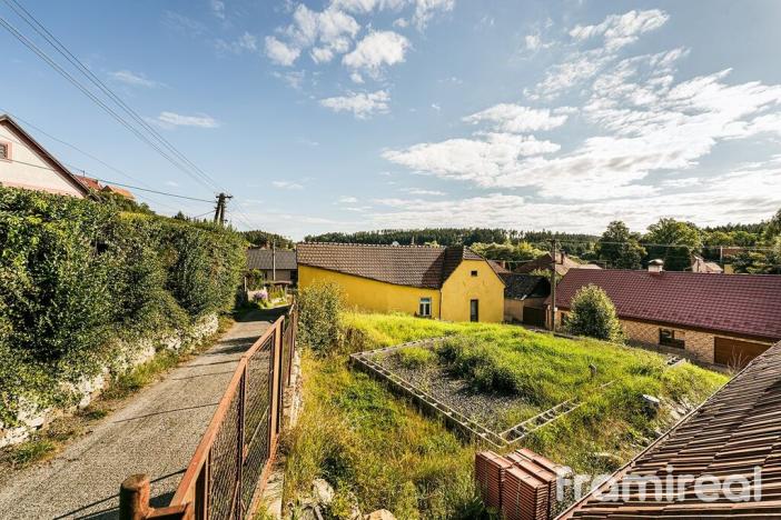 Prodej pozemku pro bydlení, Ostrov u Macochy, 299 m2