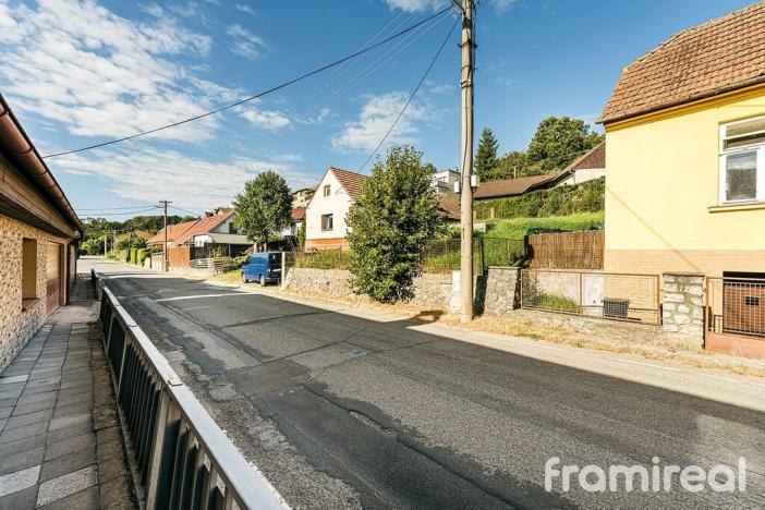 Prodej pozemku pro bydlení, Ostrov u Macochy, 299 m2