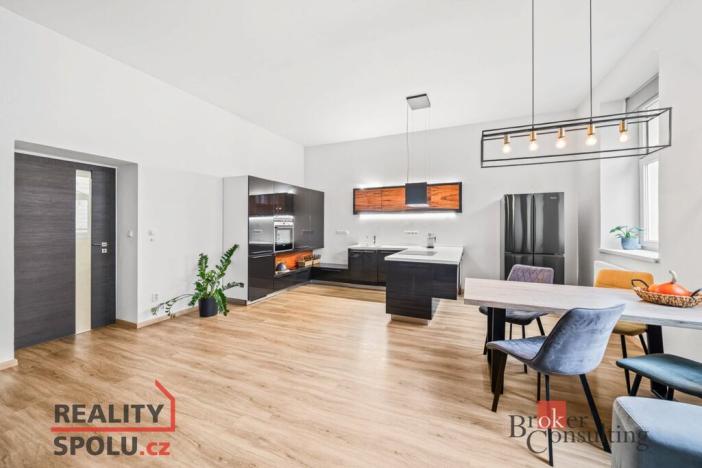 Prodej bytu 3+kk, Plzeň - Jižní Předměstí, Koperníkova, 102 m2