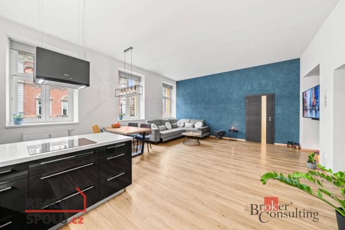 Prodej bytu 3+kk, Plzeň - Jižní Předměstí, Koperníkova, 102 m2