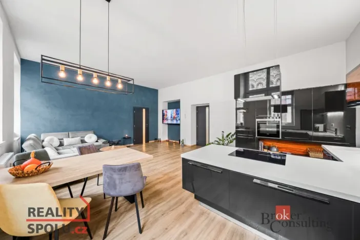 Prodej bytu 3+kk, Plzeň - Jižní Předměstí, Koperníkova, 102 m2