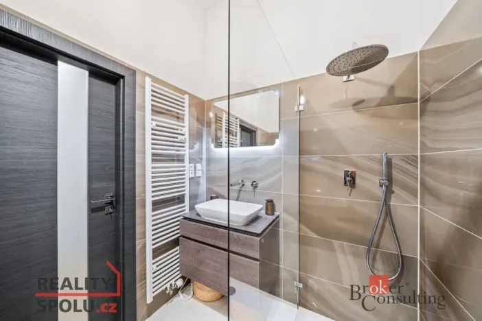 Prodej bytu 3+kk, Plzeň - Jižní Předměstí, Koperníkova, 102 m2