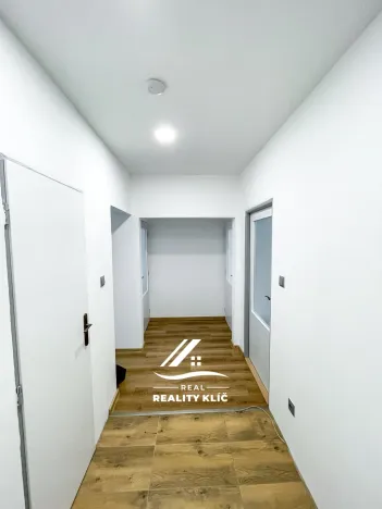 Prodej bytu 3+1, Ostrava, Výškovická, 74 m2