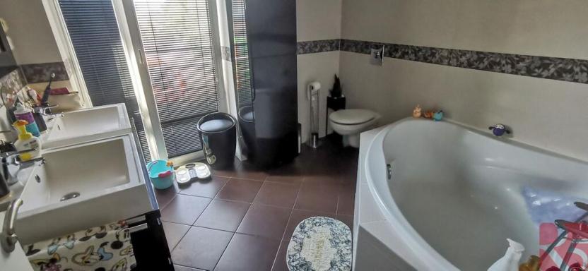 Prodej rodinného domu, Praha - Újezd nad Lesy, Lutínská, 184 m2