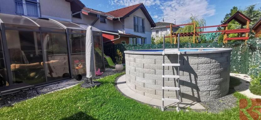 Prodej rodinného domu, Praha - Újezd nad Lesy, Lutínská, 184 m2