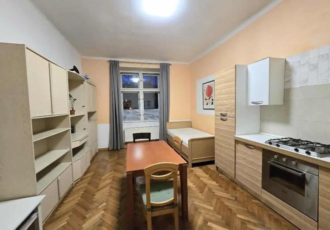 Pronájem bytu 2+kk, Praha - Vinohrady, Slezská, 58 m2