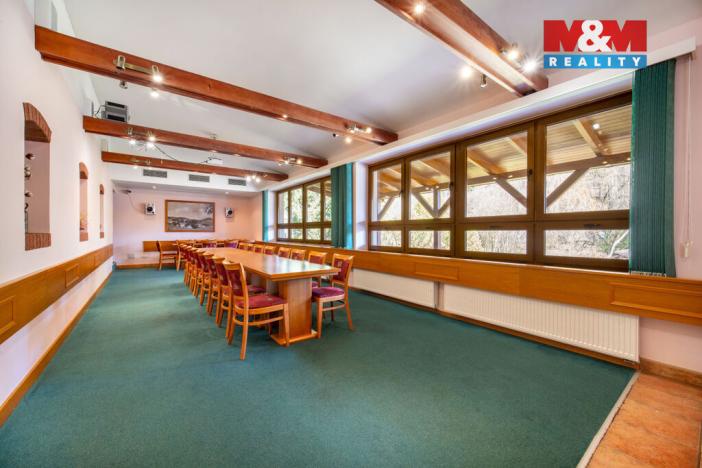 Prodej rodinného domu, Hnátnice, 330 m2