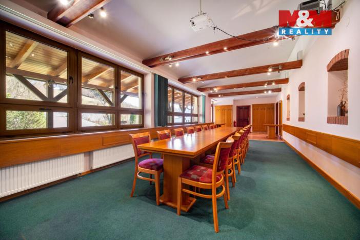 Prodej rodinného domu, Hnátnice, 330 m2