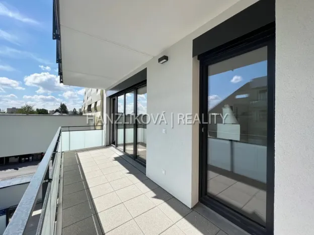 Pronájem bytu 1+kk, České Budějovice, O. Nedbala, 51 m2