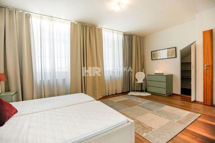 Pronájem bytu 3+kk, Praha - Vinohrady, 159 m2