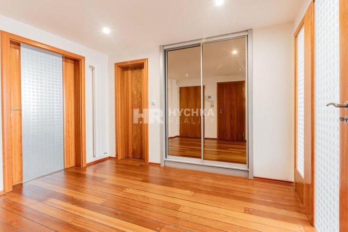 Pronájem bytu 3+kk, Praha - Vinohrady, 159 m2