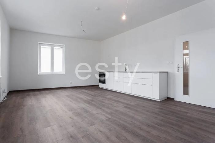 Prodej bytu 3+kk, Miličín, 73 m2