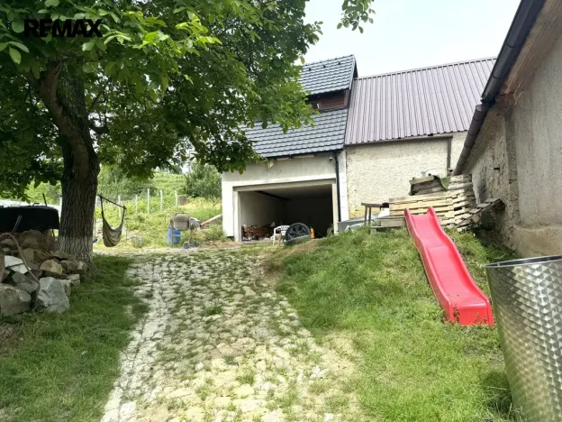 Prodej rodinného domu, Krahulov, 418 m2