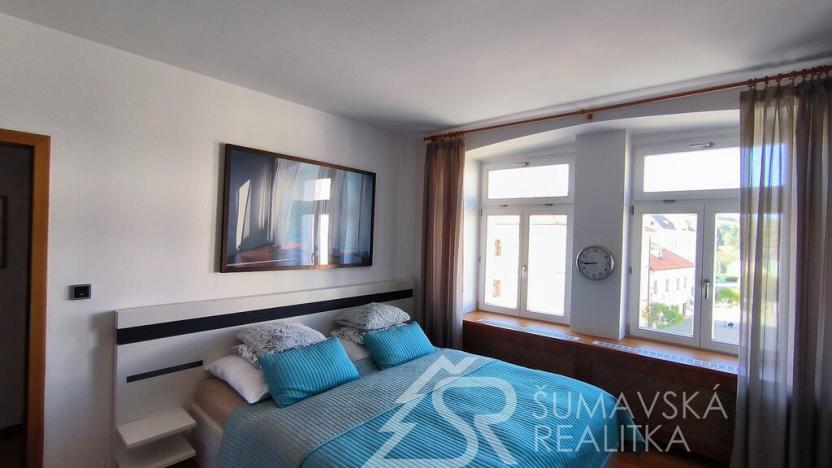 Prodej bytu 4+1, Kašperské Hory, Náměstí, 120 m2