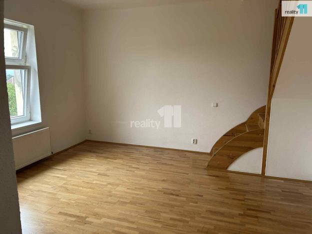 Pronájem bytu 2+kk, Praha - Braník, Na usedlosti, 75 m2