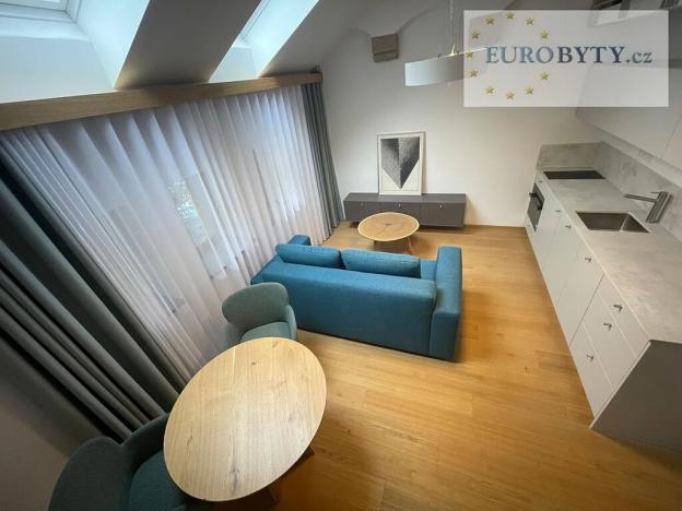 Pronájem bytu 1+kk, Praha - Vršovice, Bartoškova, 40 m2