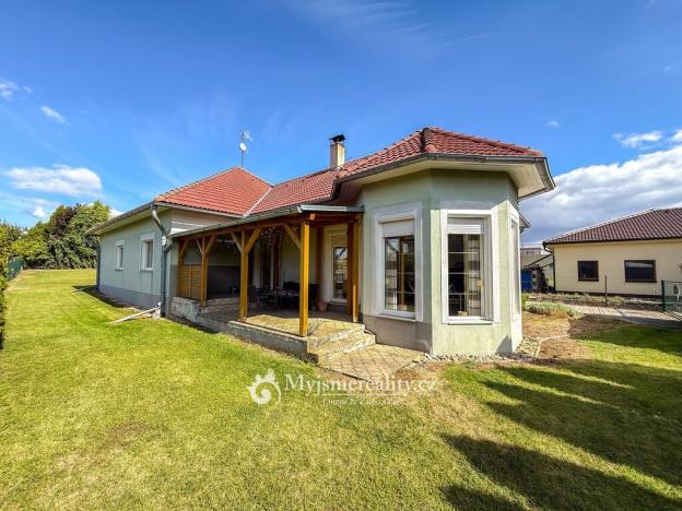 Prodej rodinného domu, Znojmo - Přímětice, Lipová, 161 m2