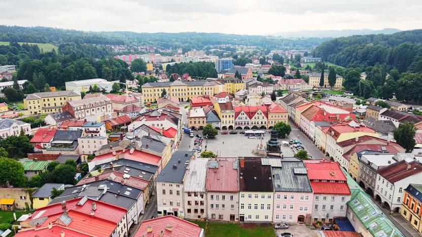 Prodej rodinného domu, Hostinné, Poštovní, 438 m2